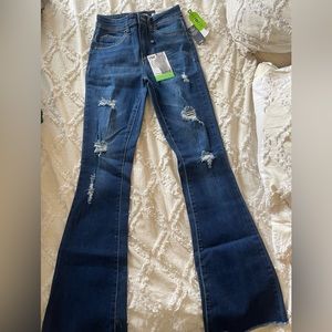 Women’s YMI Flare/boot cut Jeans (size 5/27)